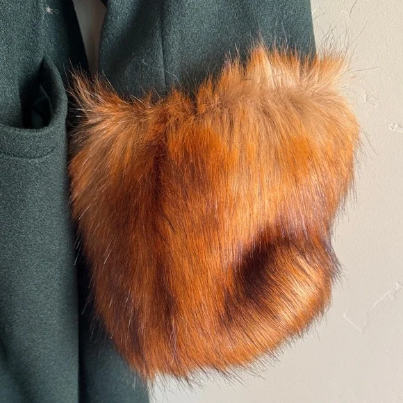 Collectif Jackie Coat with Brown Faux Fur - Green - Picture 7 of 9